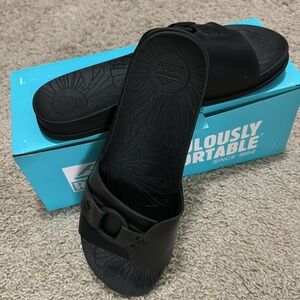 Reef Cushion Soho Cruz slides